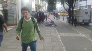 Ventas ambulantes en medio de ciclorutas