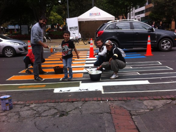 Cebras por la Vida features collective action for immediate urban change. Image by: Cebras por la Vida